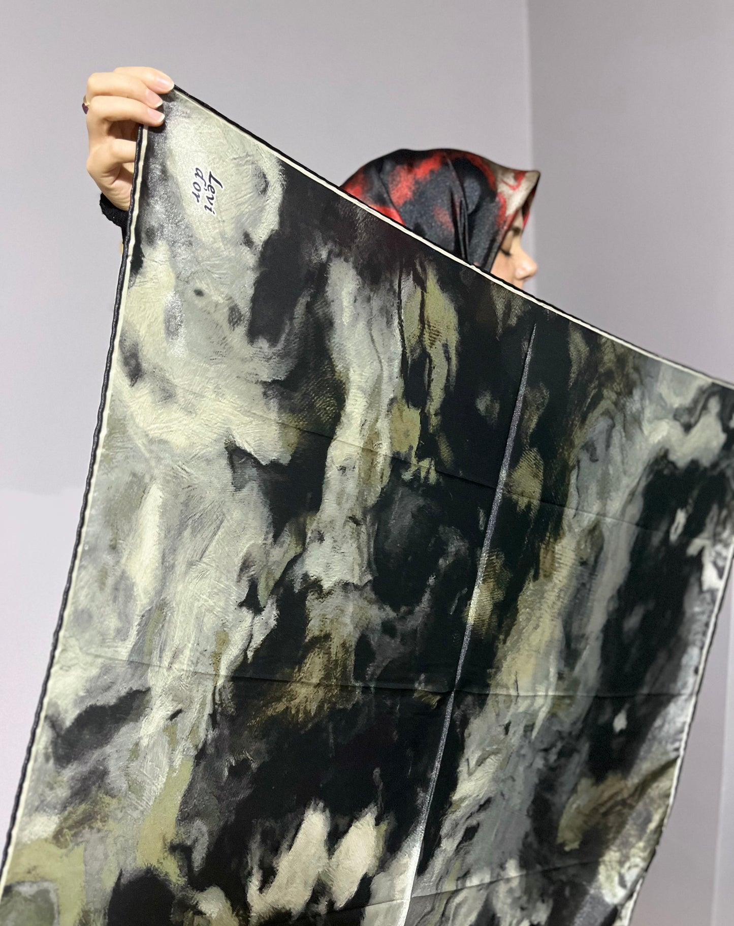 Levidor Kristal Eşarp