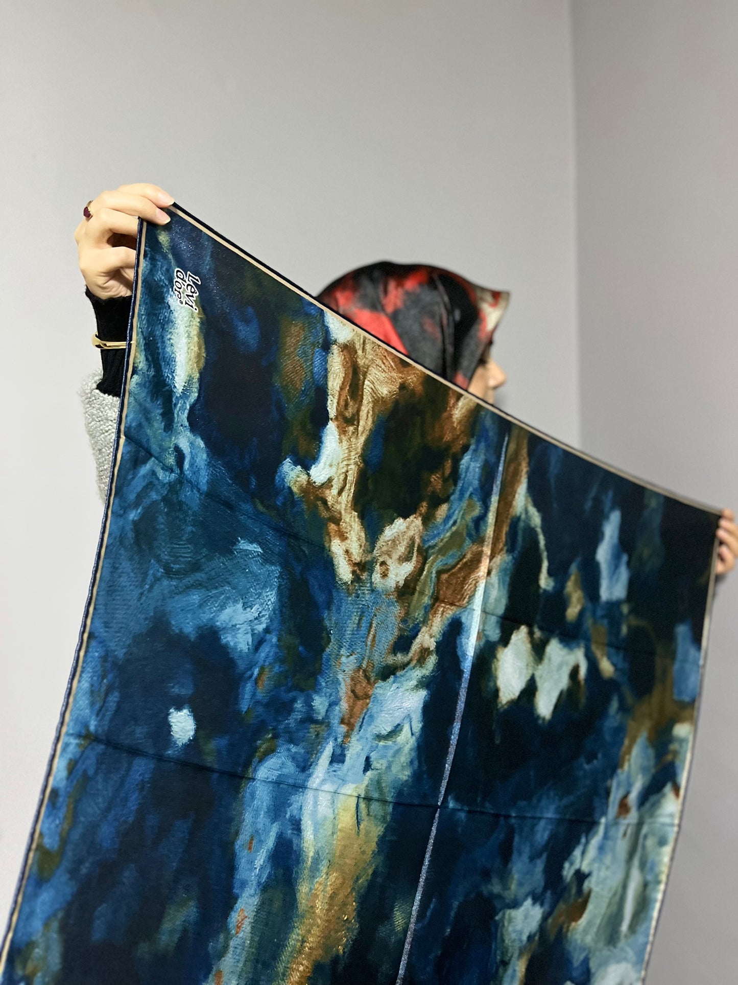 Levidor Kristal Eşarp