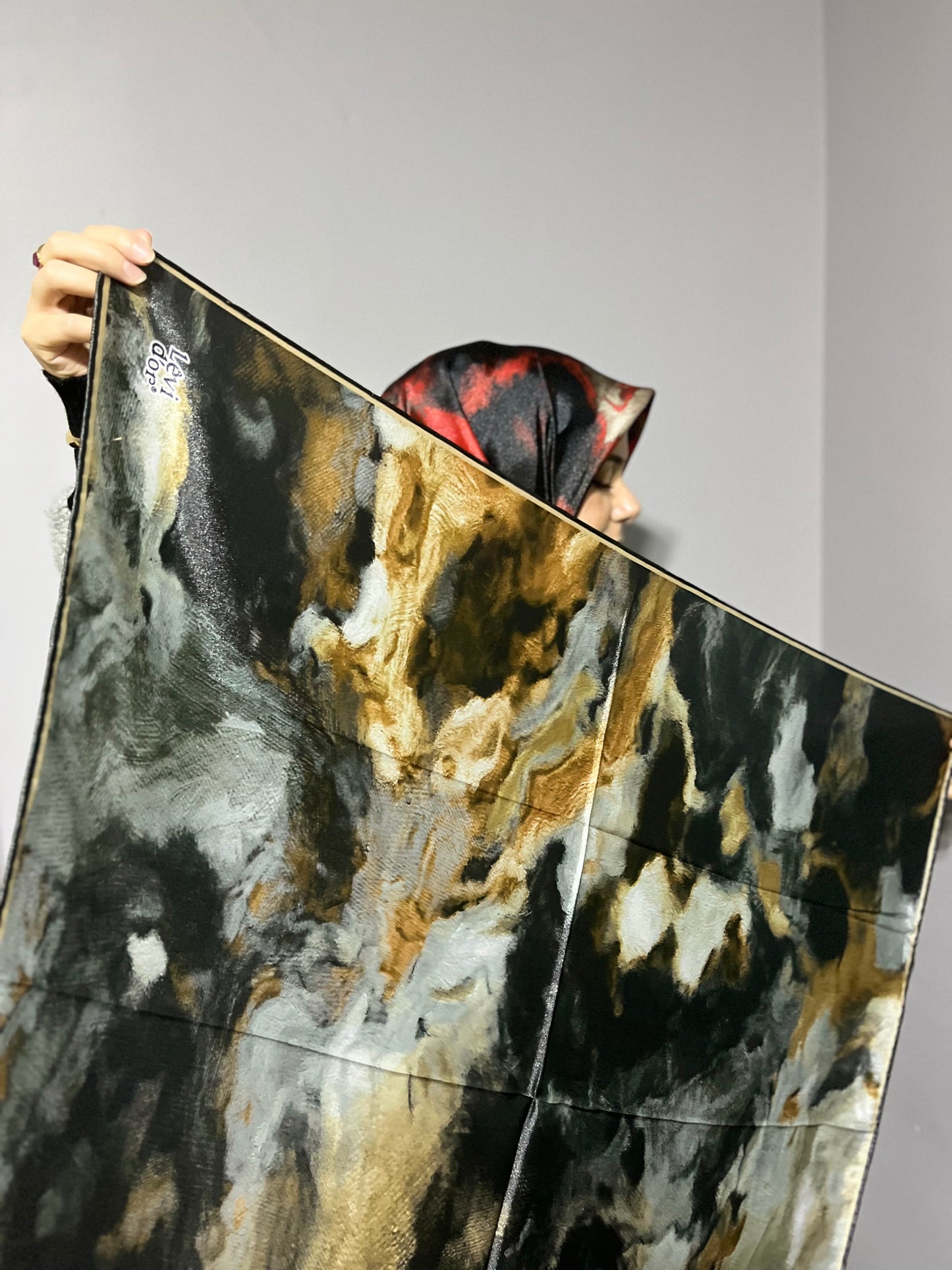 Levidor Kristal Eşarp